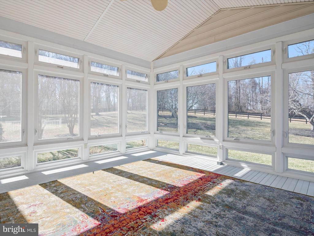4434 WINDSOR FARM ROAD