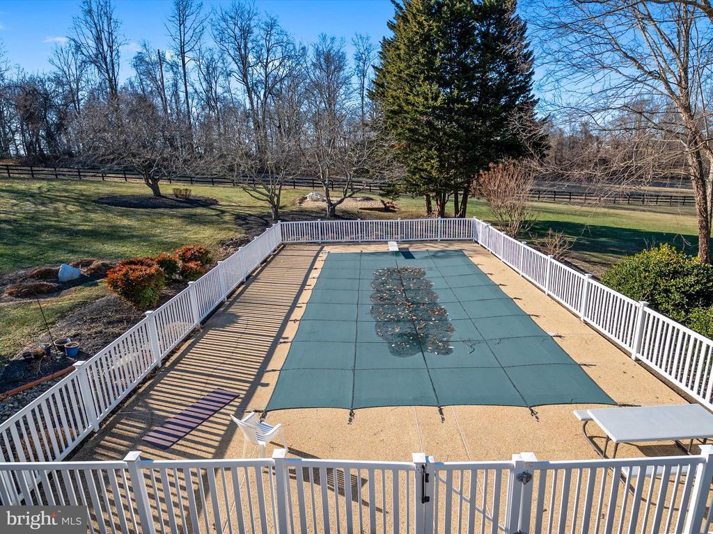 4434 WINDSOR FARM ROAD