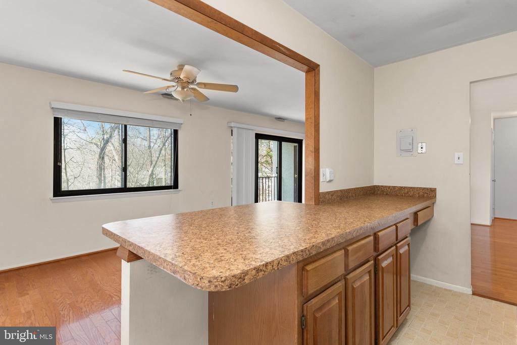 603 OAKLAND HILLS COURT Unit: 201
