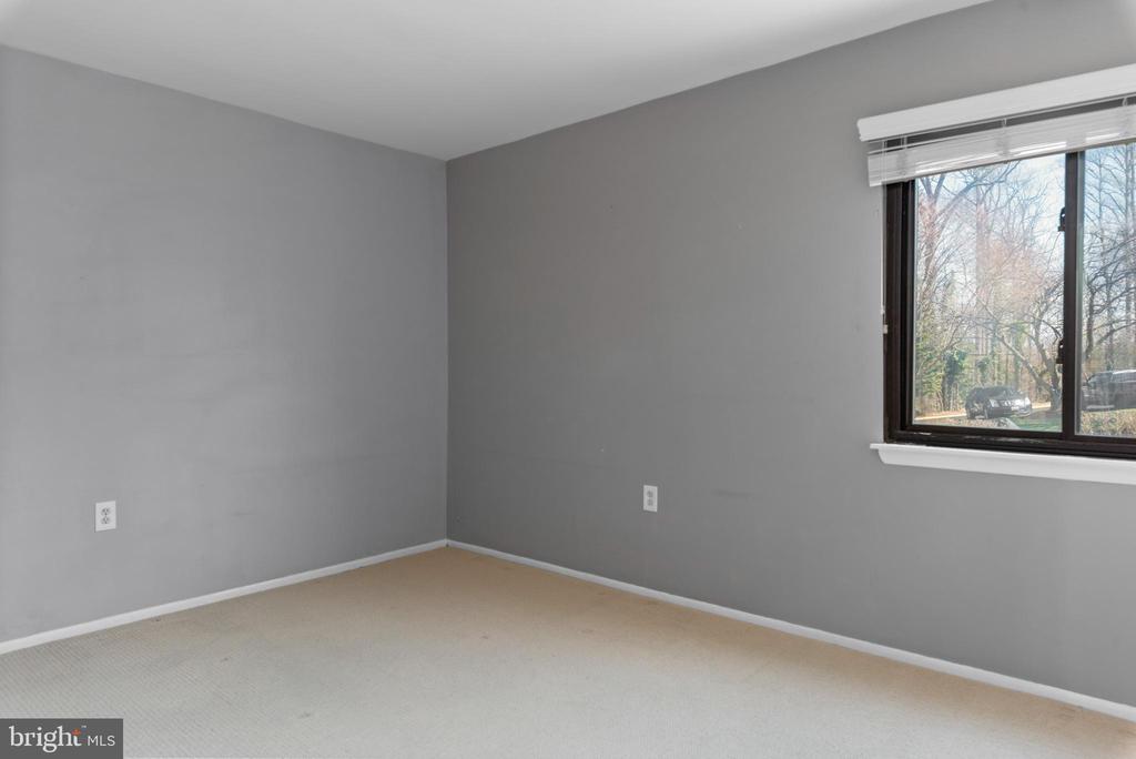 603 OAKLAND HILLS COURT Unit: 201