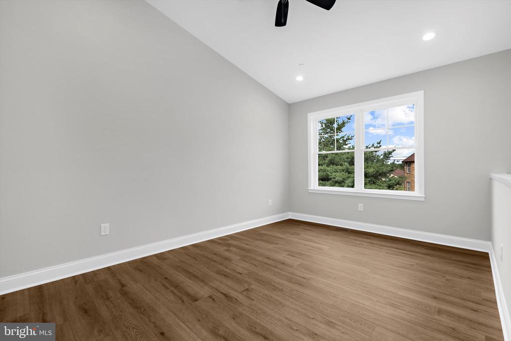 211 GREENLAND BEACH ROAD