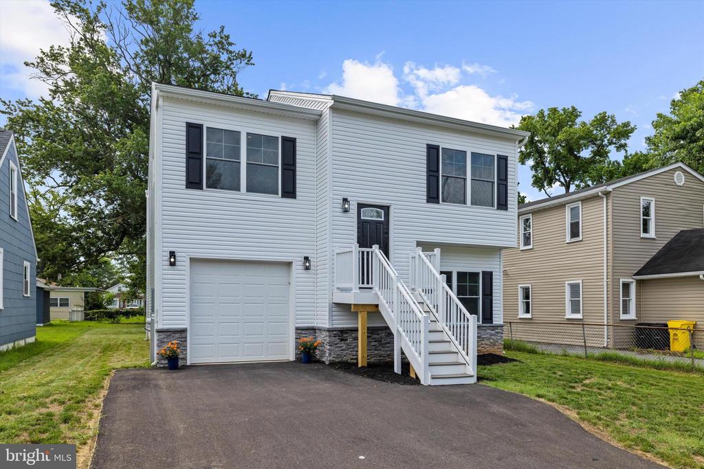 211 GREENLAND BEACH ROAD