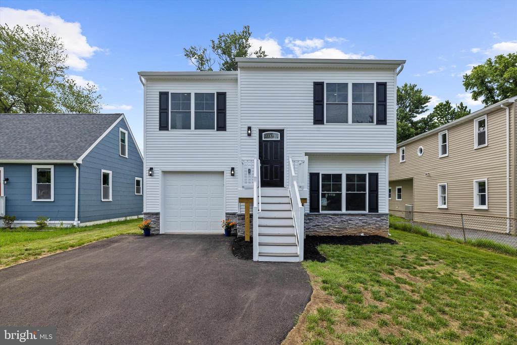 211 GREENLAND BEACH ROAD