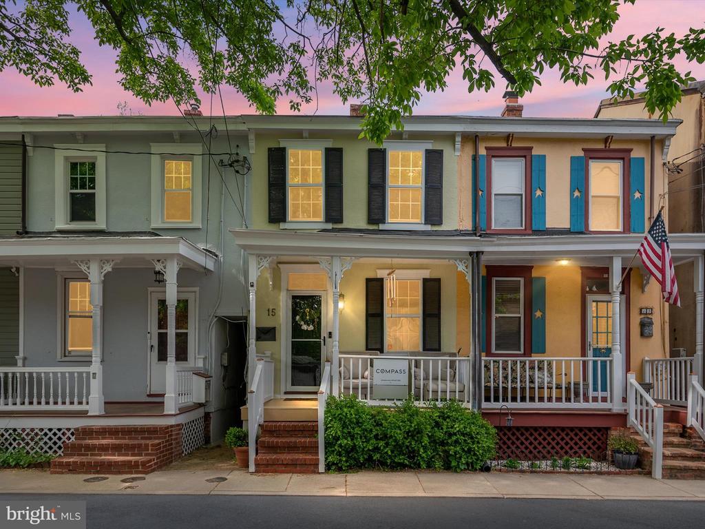 15 MORRIS STREET