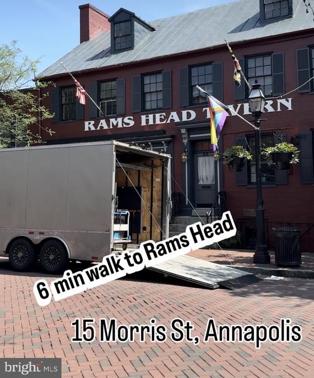 15 MORRIS STREET