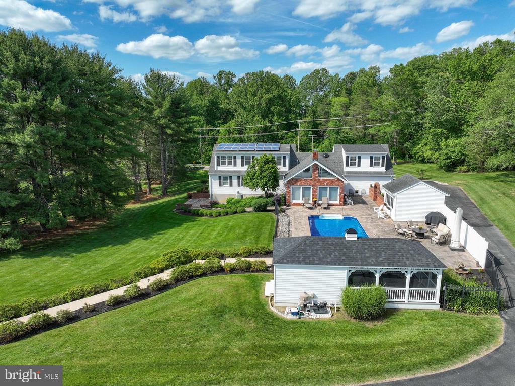 665 BAYARD ROAD