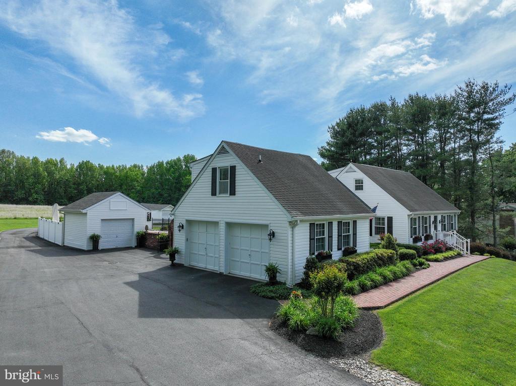 665 BAYARD ROAD