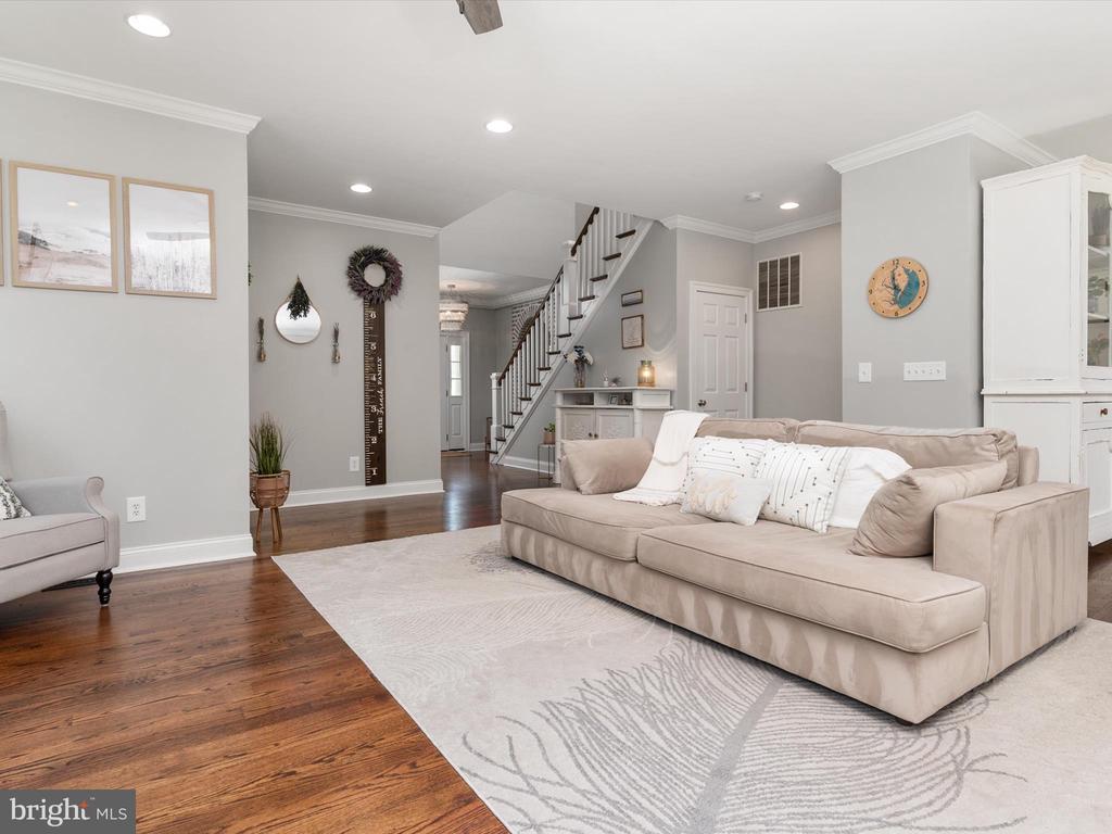 3309 KENNEY LANE