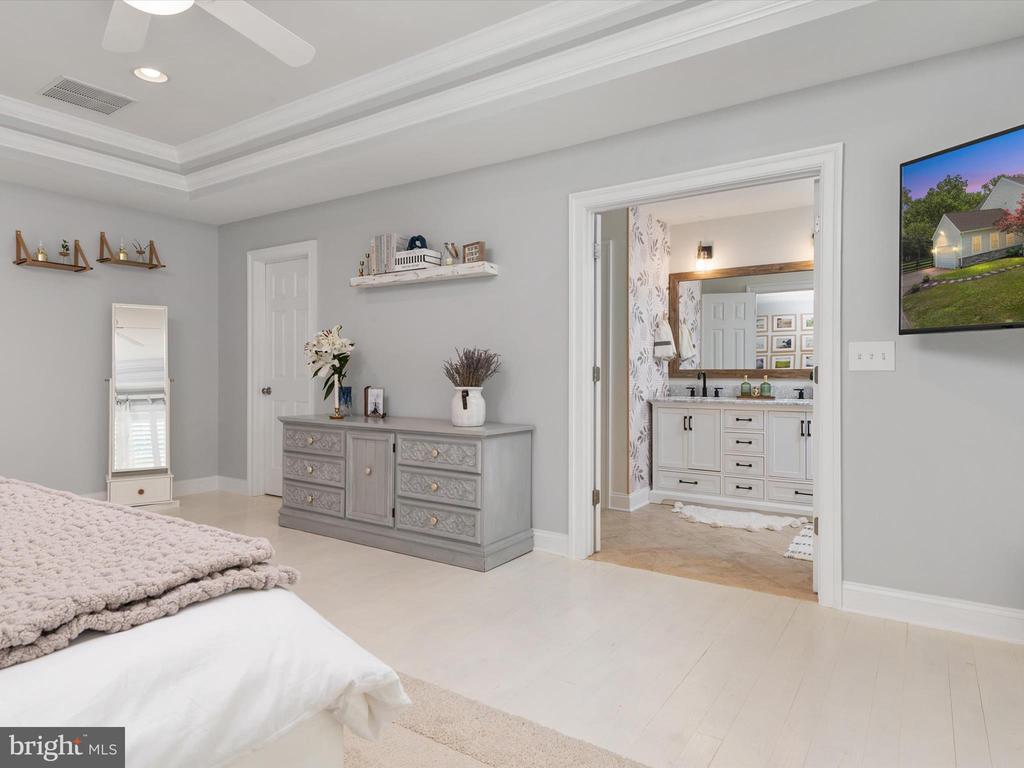 3309 KENNEY LANE
