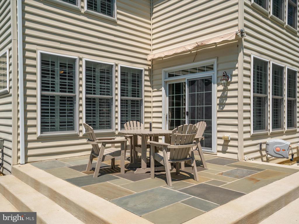 3309 KENNEY LANE