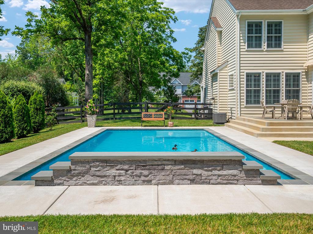 3309 KENNEY LANE