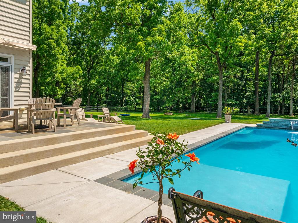 3309 KENNEY LANE