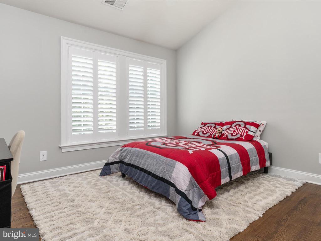 3309 KENNEY LANE