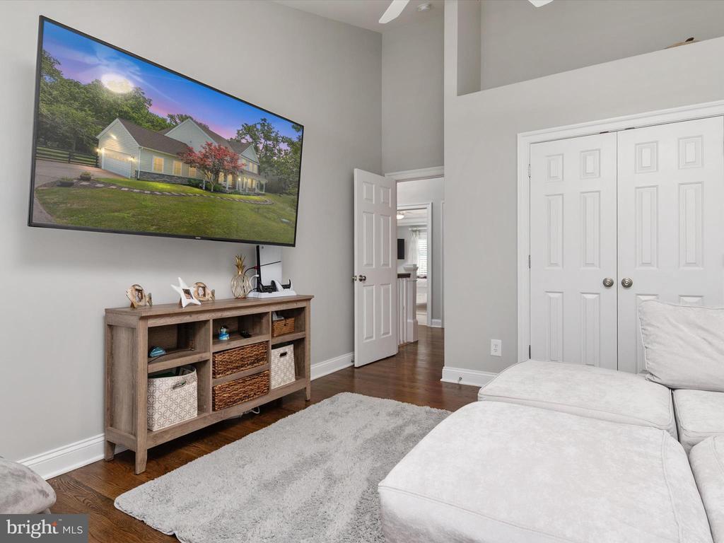 3309 KENNEY LANE