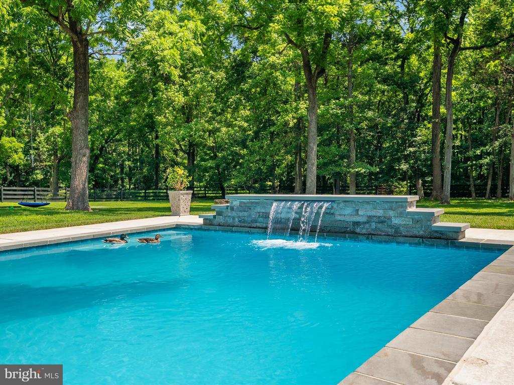 3309 KENNEY LANE