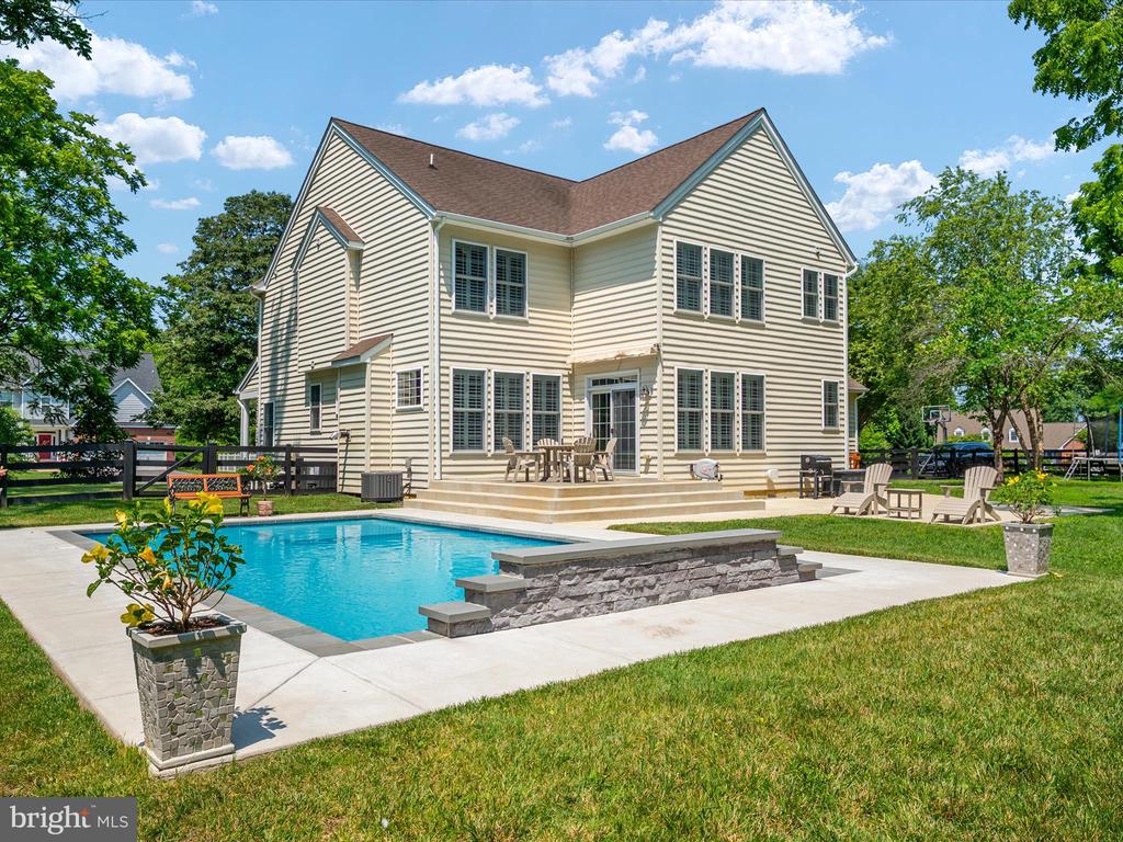 3309 KENNEY LANE