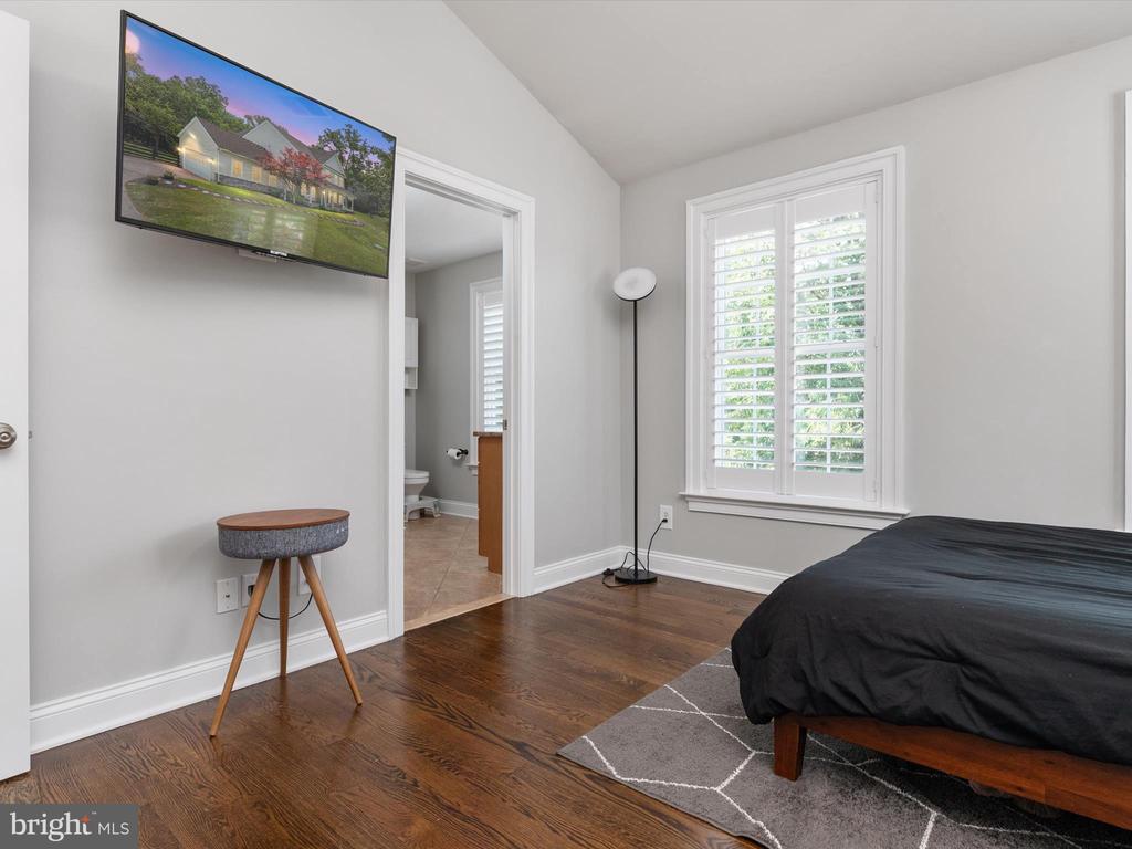 3309 KENNEY LANE
