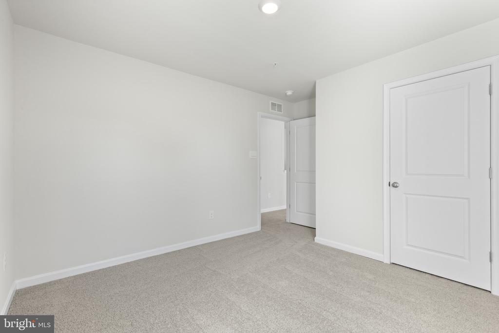 3701 DEVONANN LANE