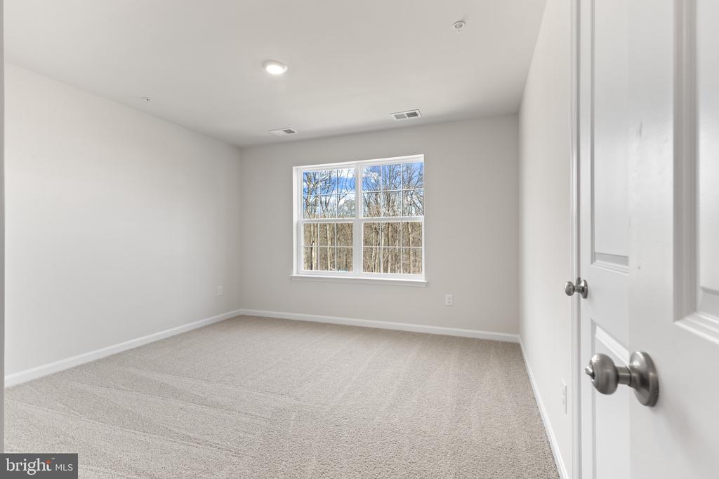 3701 DEVONANN LANE