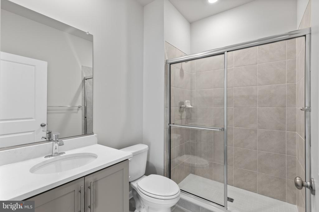 3701 DEVONANN LANE