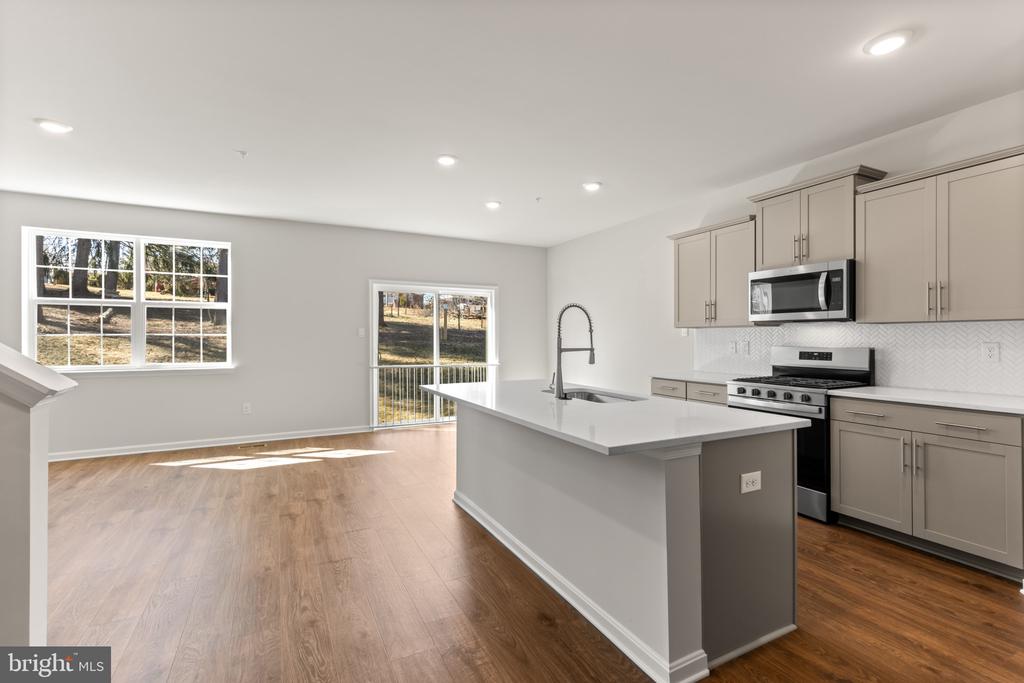 3701 DEVONANN LANE