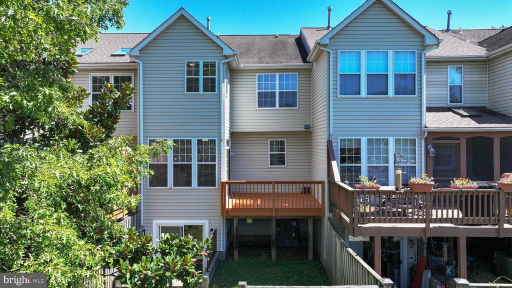 3855 GLEBE MEADOW WAY