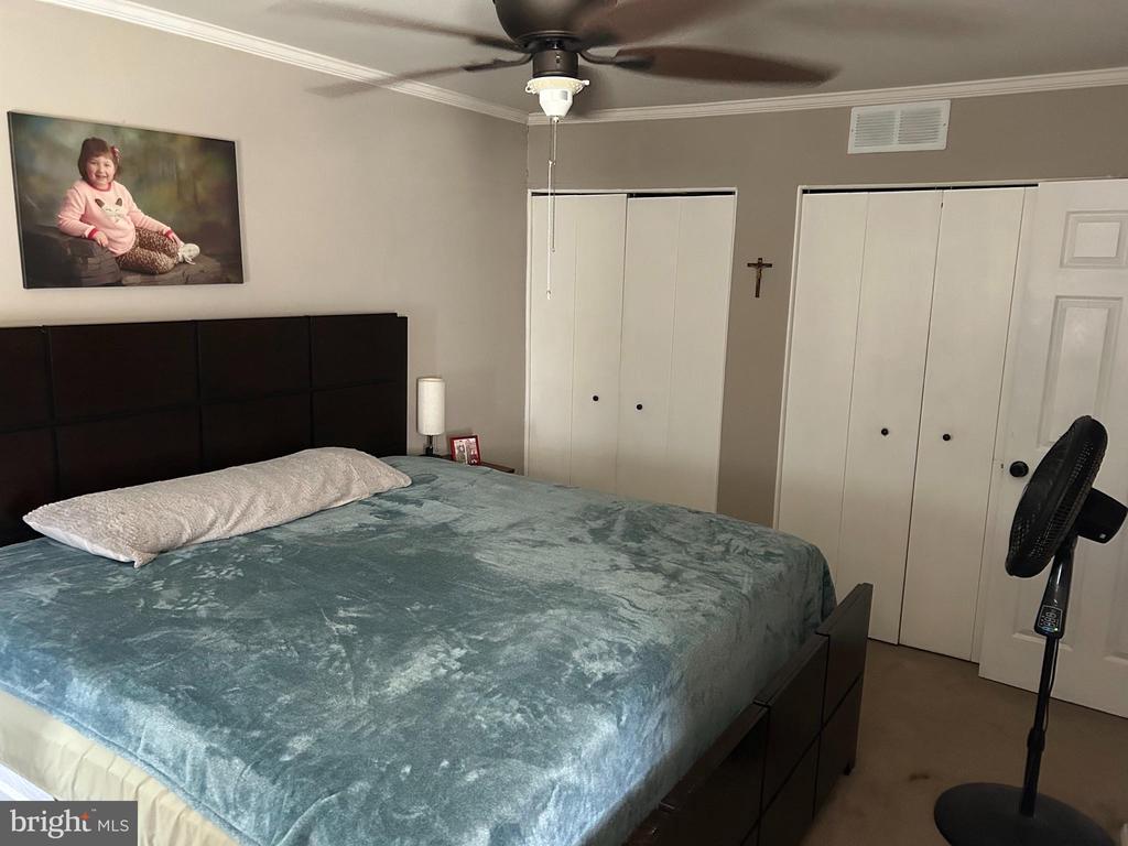429 HARDMOORE COURT