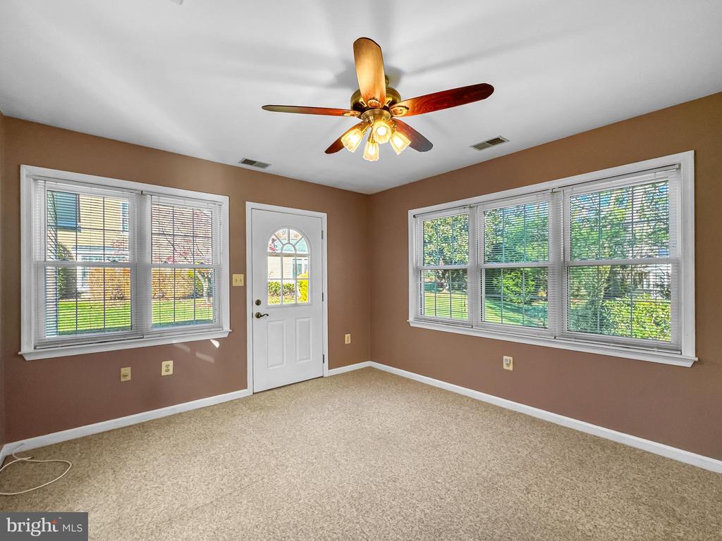 950 BERMUDA LANE