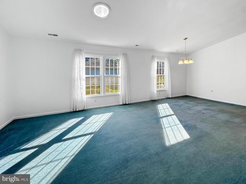 950 BERMUDA LANE