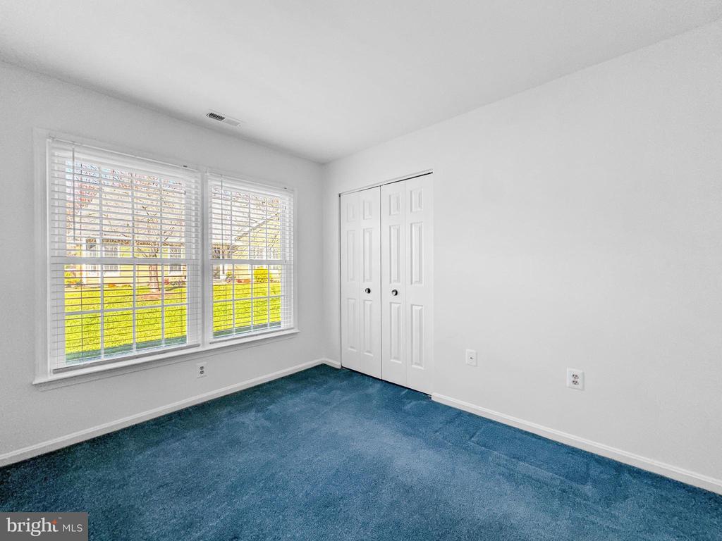 950 BERMUDA LANE