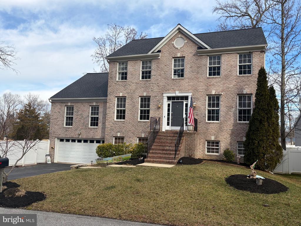 3325 CEDAR DRIVE