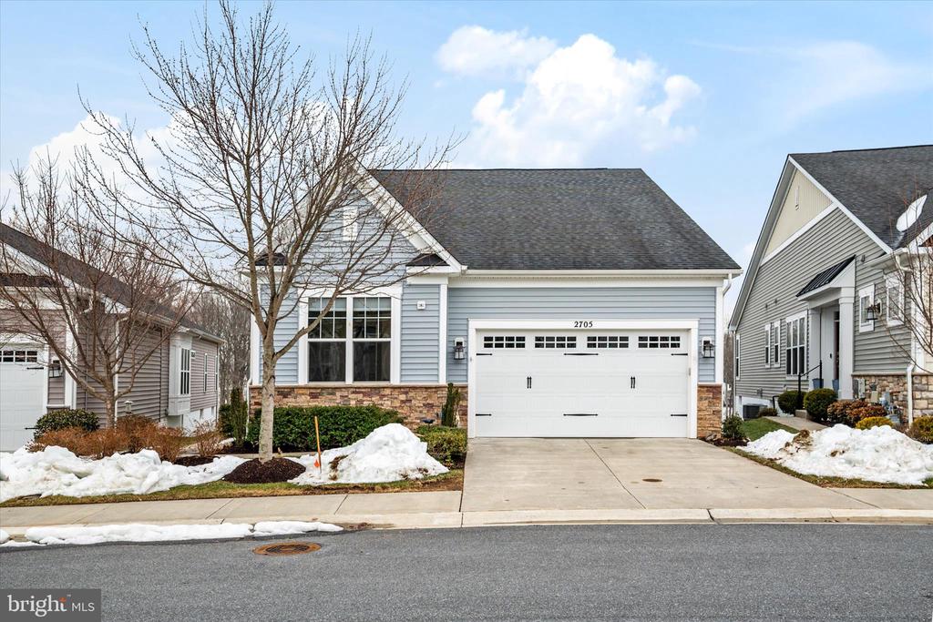 2705 DRAGON FLY WAY
