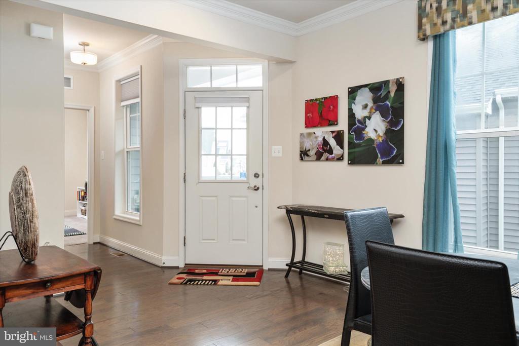 2705 DRAGON FLY WAY