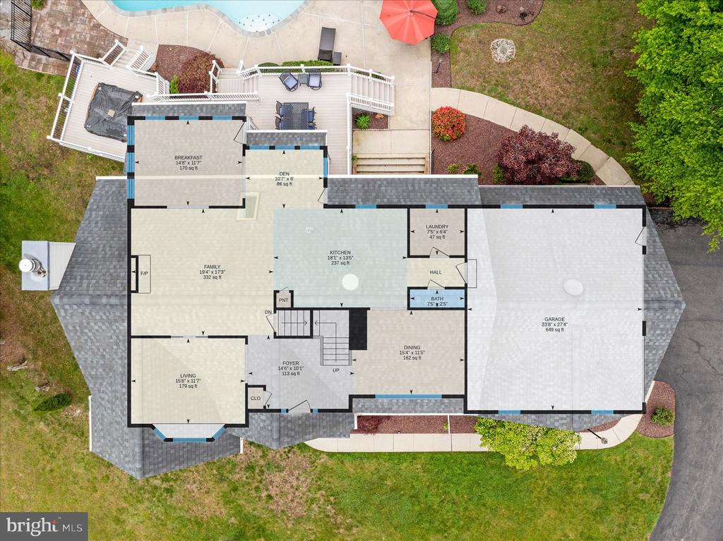 1702 BEARDS CREEK COURT
