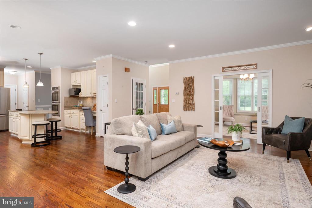 1702 BEARDS CREEK COURT