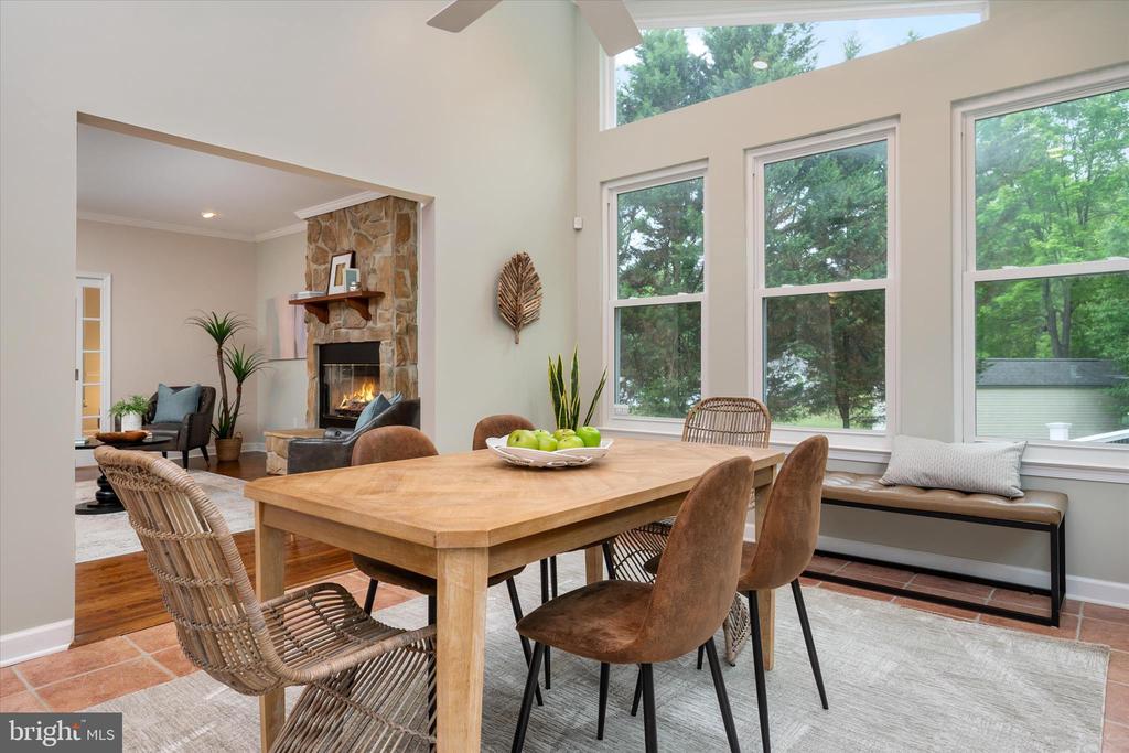 1702 BEARDS CREEK COURT