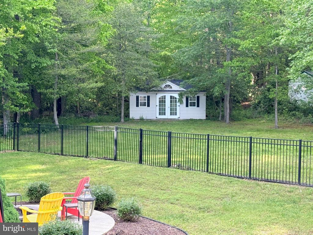 1702 BEARDS CREEK COURT