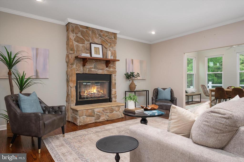 1702 BEARDS CREEK COURT