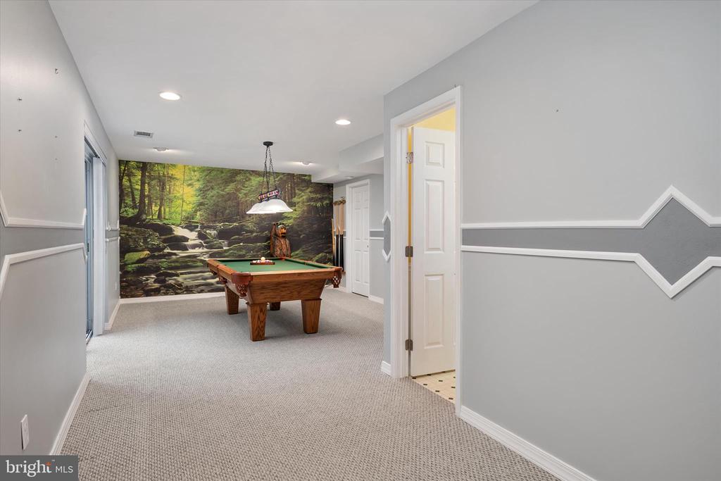 1702 BEARDS CREEK COURT