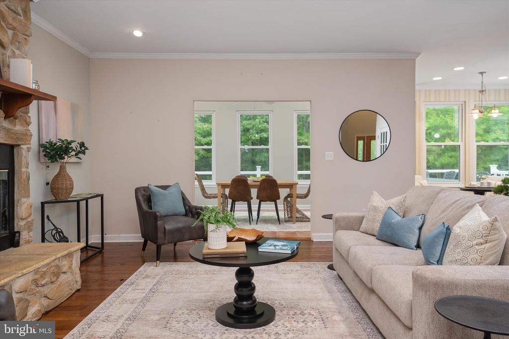 1702 BEARDS CREEK COURT