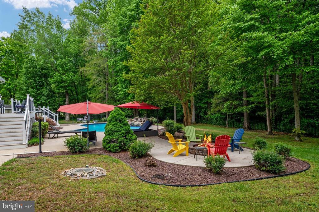 1702 BEARDS CREEK COURT