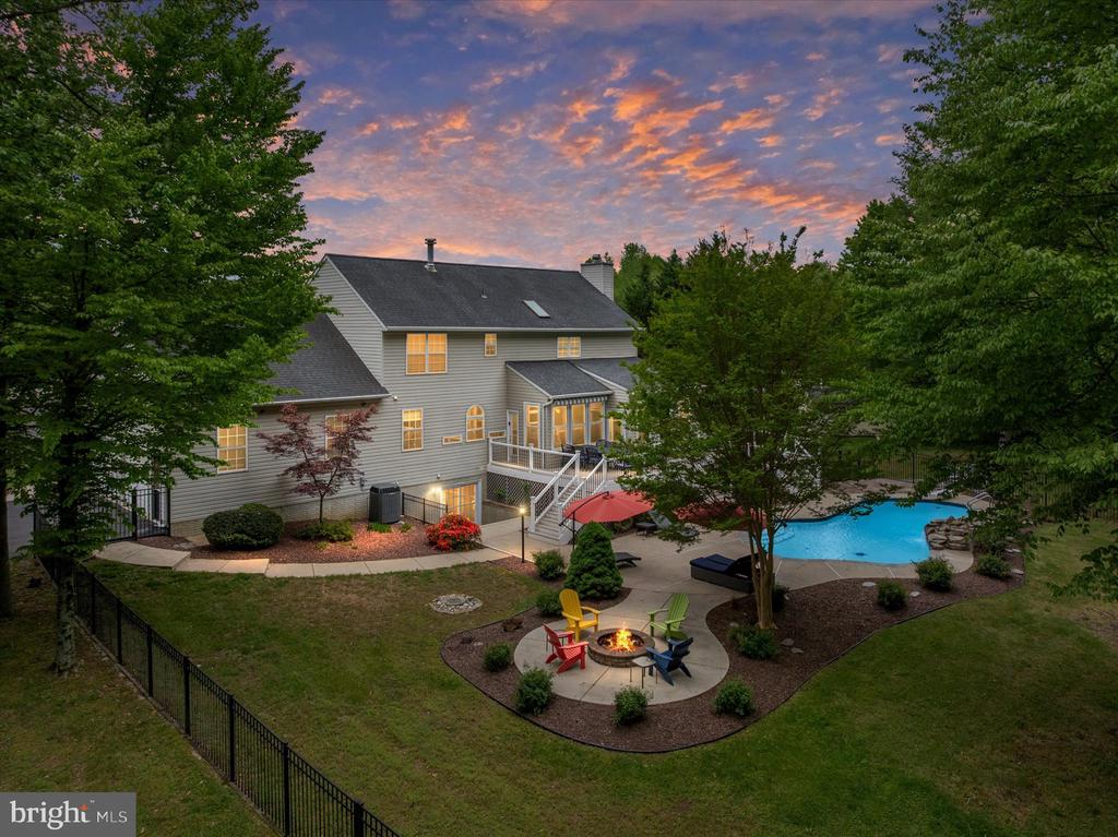 1702 BEARDS CREEK COURT