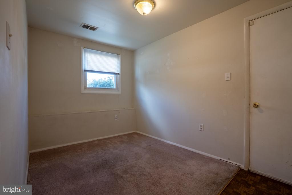 2275 DAIRY FARM ROAD
