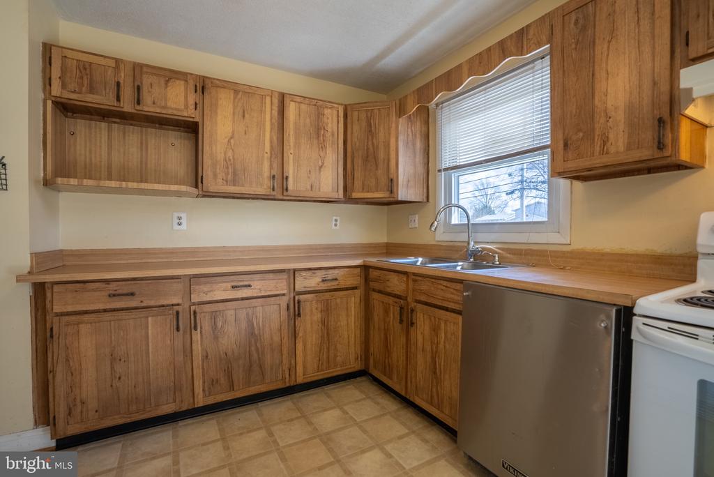 2275 DAIRY FARM ROAD