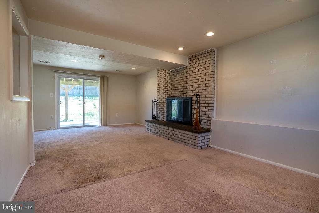 2275 DAIRY FARM ROAD