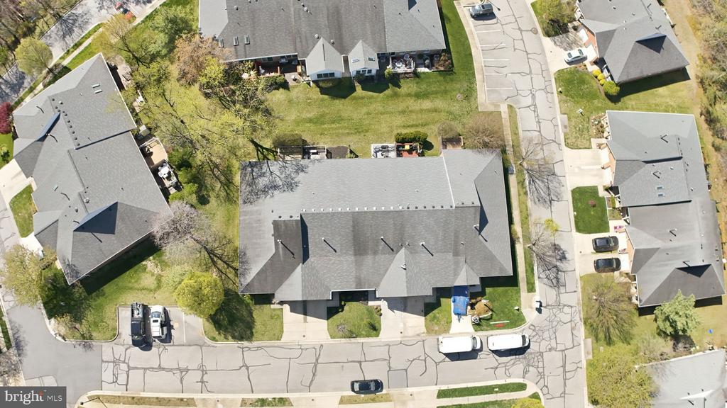 905 YARDARM LANE