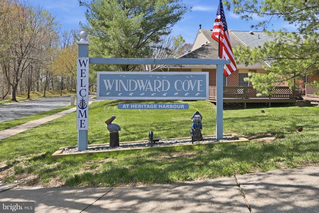 905 YARDARM LANE