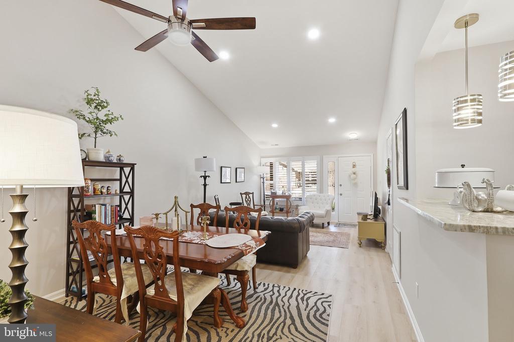 905 YARDARM LANE