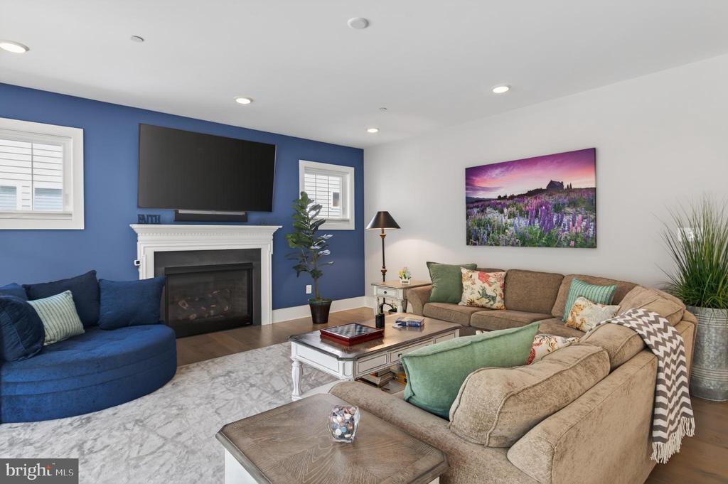 38 KLEIS ROAD