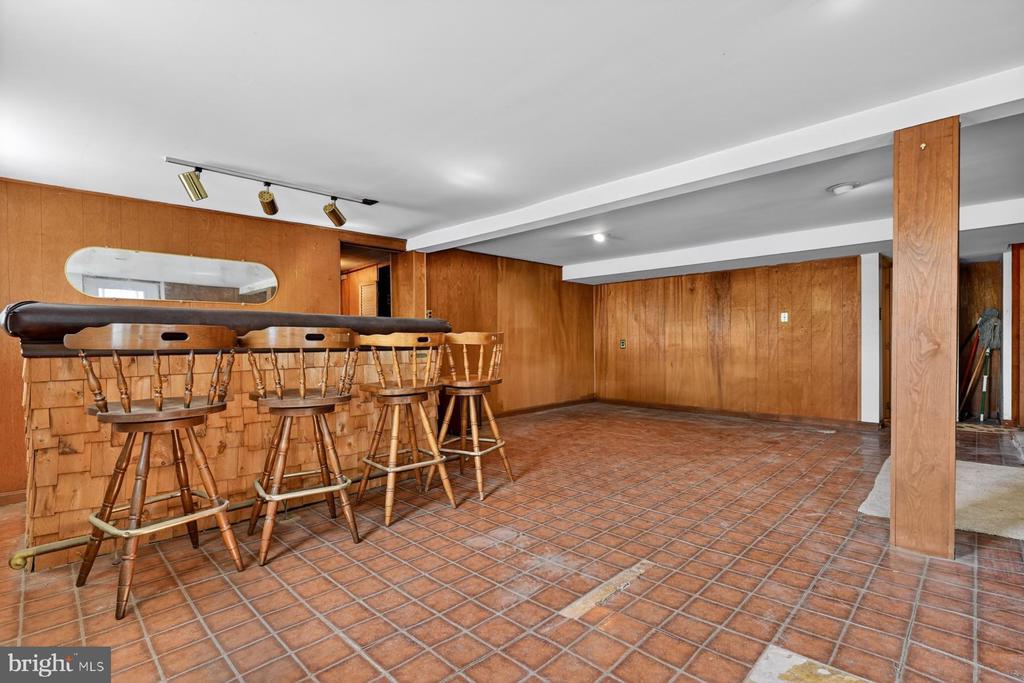 322 RIVERSIDE ROAD